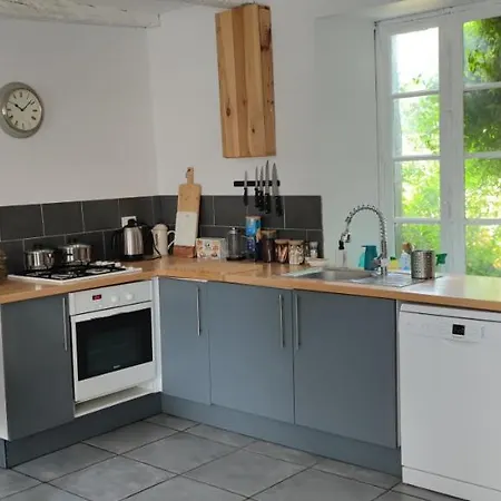 Les Volets Gris Ferienhaus